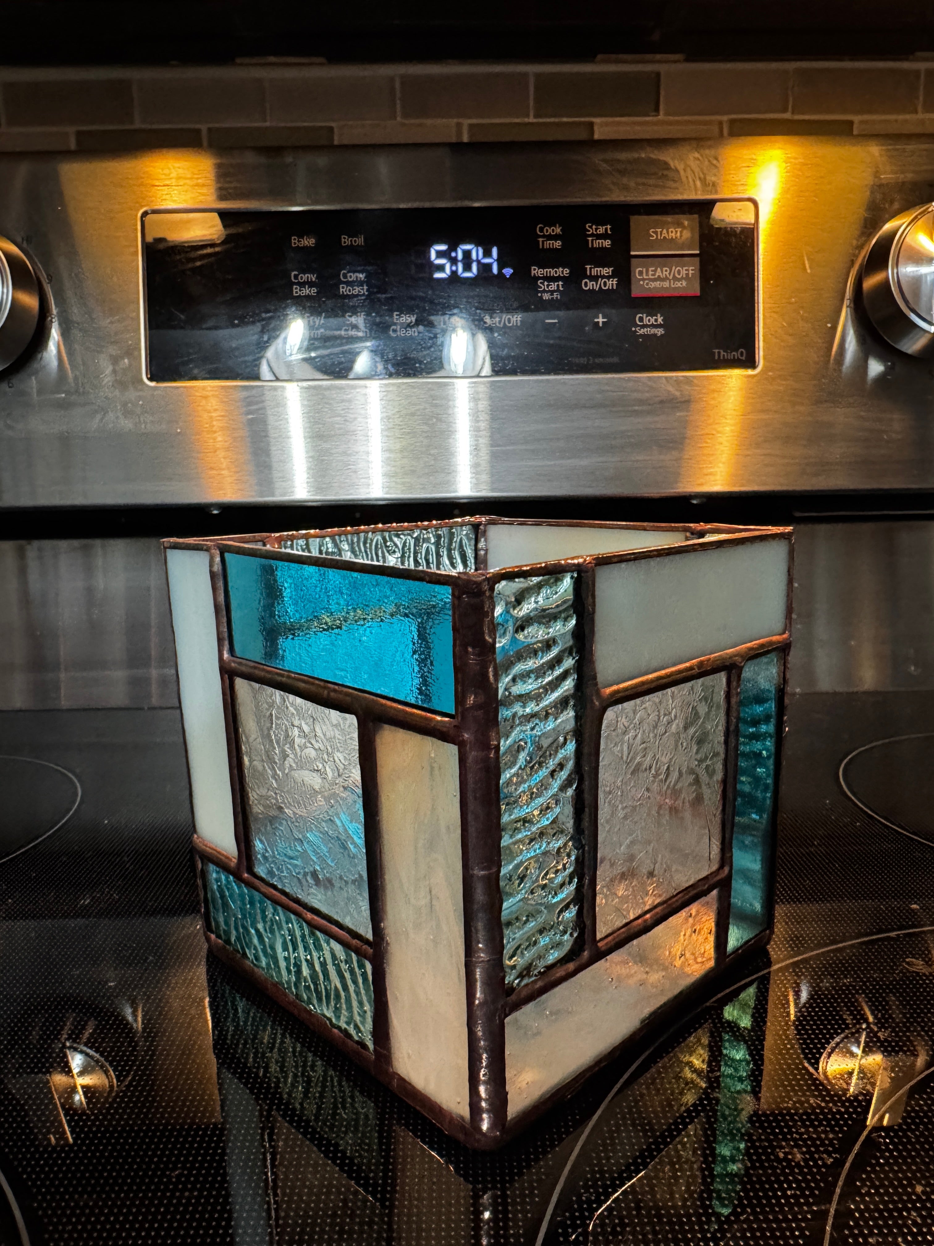 Candle holder